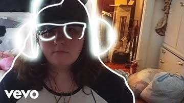 MorgensLifeLens - Mirror, Mirror (Official Music Video)