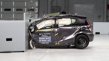 2015 Toyota Prius c driver-side small overlap IIHS crash test