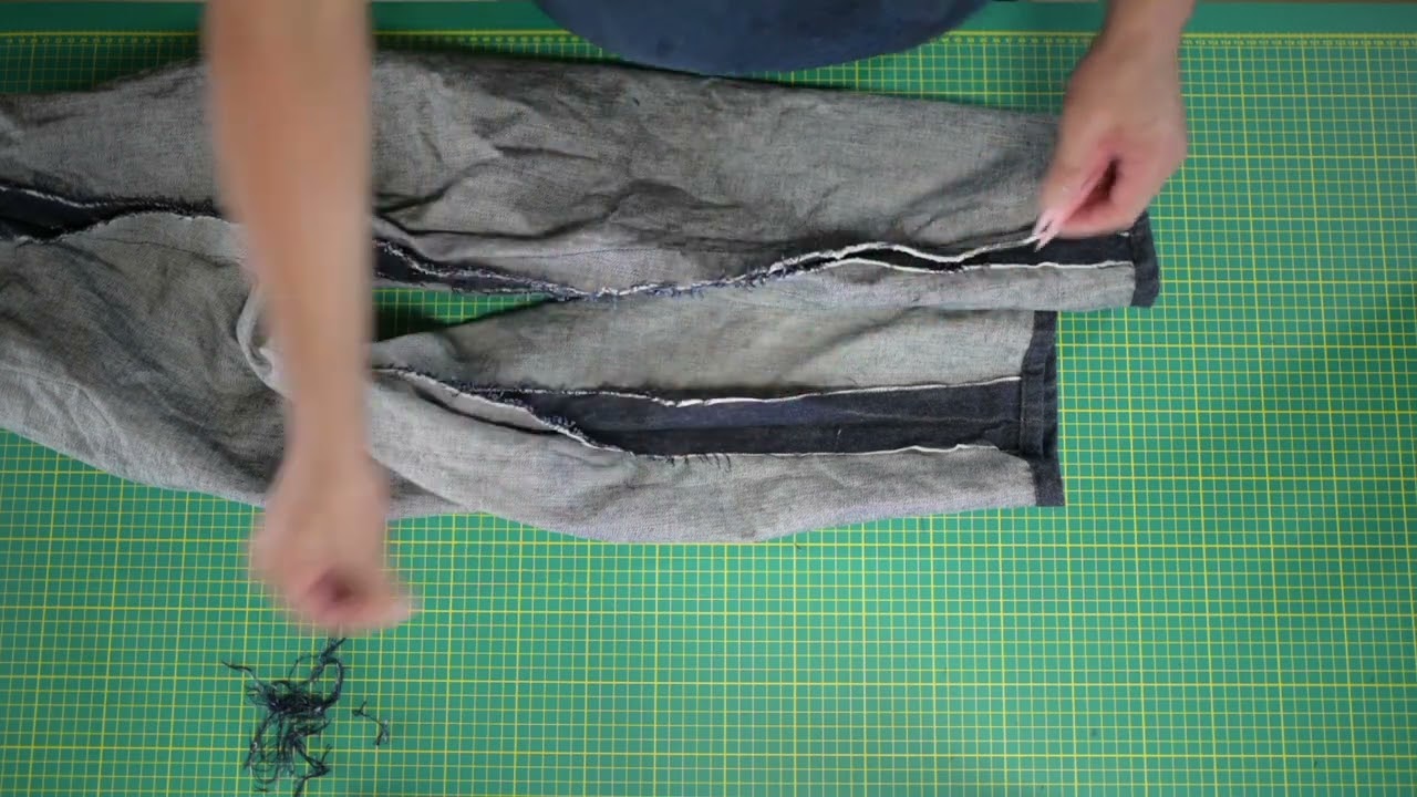 322🧵How to finish the edges of raw-cut pants. - YouTube