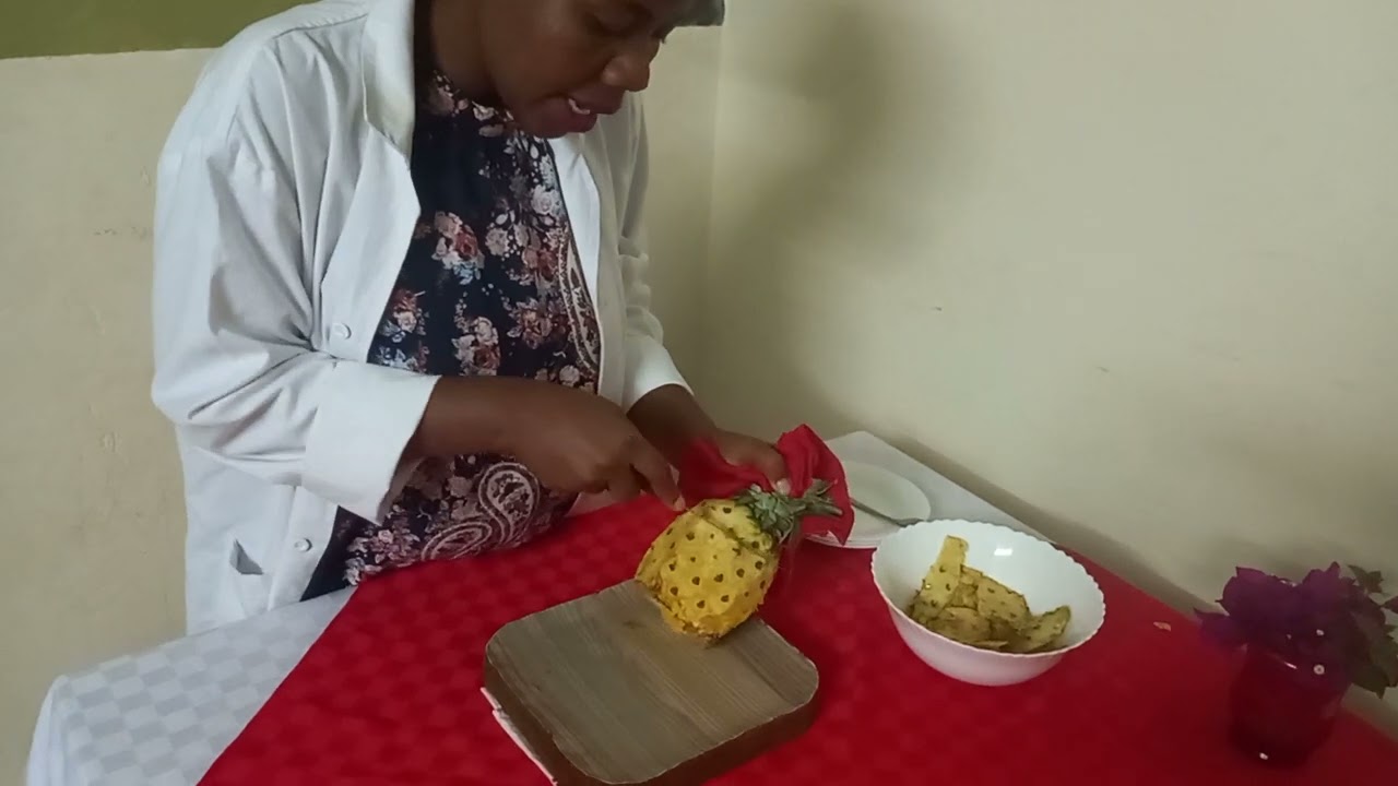 preparation of a pineapple.