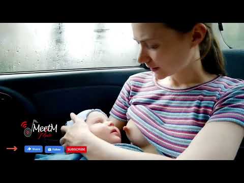 breastfeeding beautiful mom #shorts #dailyvlog  #beautiful #breastfeeding #baby #youtubeshorts