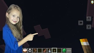 картинка: Алиса играет в Майнкрафт Minecraft 2 часть