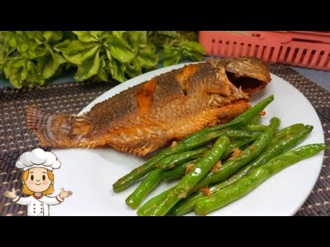 Fried Fish with Garlic Butter Green Beans