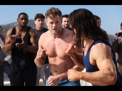 The Last Ship: Watch Tom Get Ready to Punch Someone - YouTube