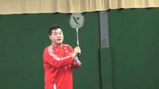 Badminton Backhand Clear: How to use your wrist