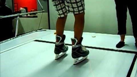 Skating Treadmill Crossover Training.wmv