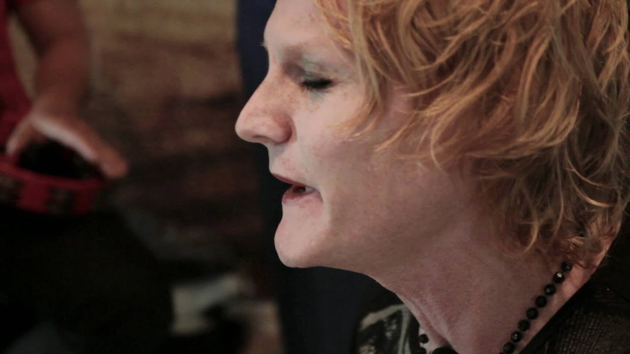 Billie the Vision and the Dancers - I Seek a Stronger Word (Island in the Sun Unplugged)