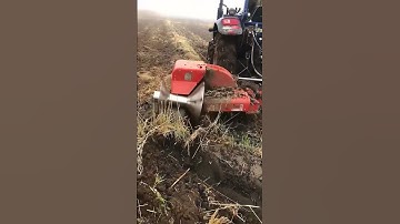 Forming process of field ridge with a single-sided embankment machine #amazing #satisfying