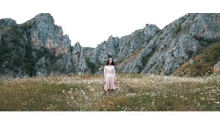 Alina Deac - M-ai găsit 4K [ Official Video] chords