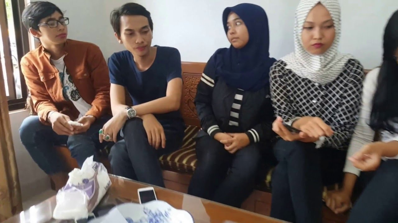 UNIVERSITAS LAMPUNG HUKUM WARIS PERDATA "LEGITIEME PORTIE (KEL 9 KELAS D1)"