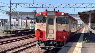 滝川駅を発車する国鉄一般色キハ40