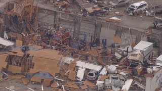 Raw: Skyzoom4 video over Jefferson City tornado damage
