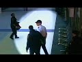 MIRA COMO ARRESTAN A ESTE PILOTO EN EL AEROPUERTO!