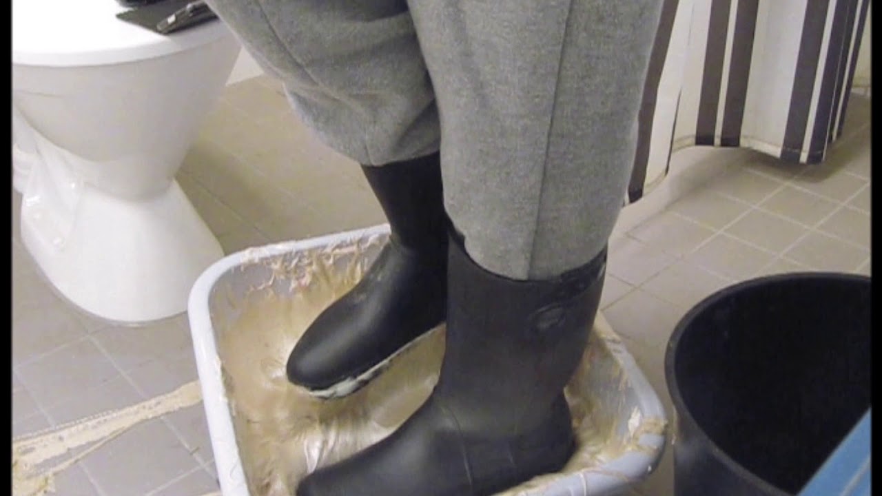 Crocs boots stuck in sticky goo / Camera 1 YouTube