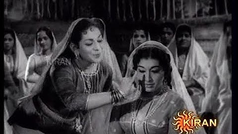 Song 146 of Rare video songs series: Madhura poovana puthumalarkkodi "മധുരപൂവന പുതുമലർക്കൊടി"