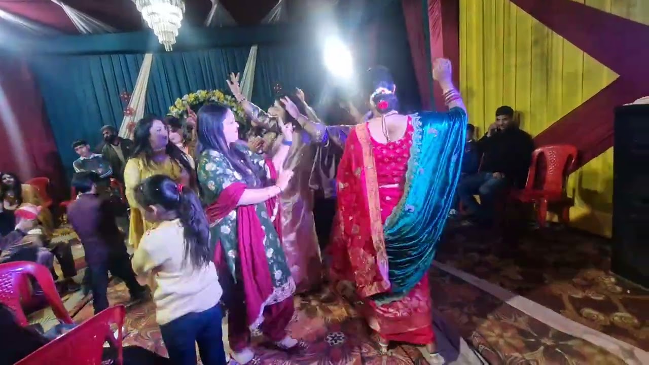 Gag bumbal sala safa #mari garden g wa gaj bumble sella safar? #new dance #pogli dance # full vide #