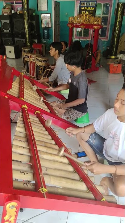 Musik Tradisi Banyuwangi- Angklung etnis Osing- Sayu wiwit