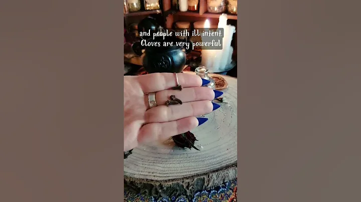 Witch Tip of The Day | Cloves | Red Fairy Tarot #shorts