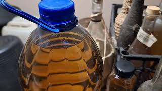 Tuica tinuta in butoi dud