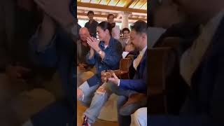 ❤️VIKI MARTÍN BERROCAL SE CANTA UNAS SEVILLANAS