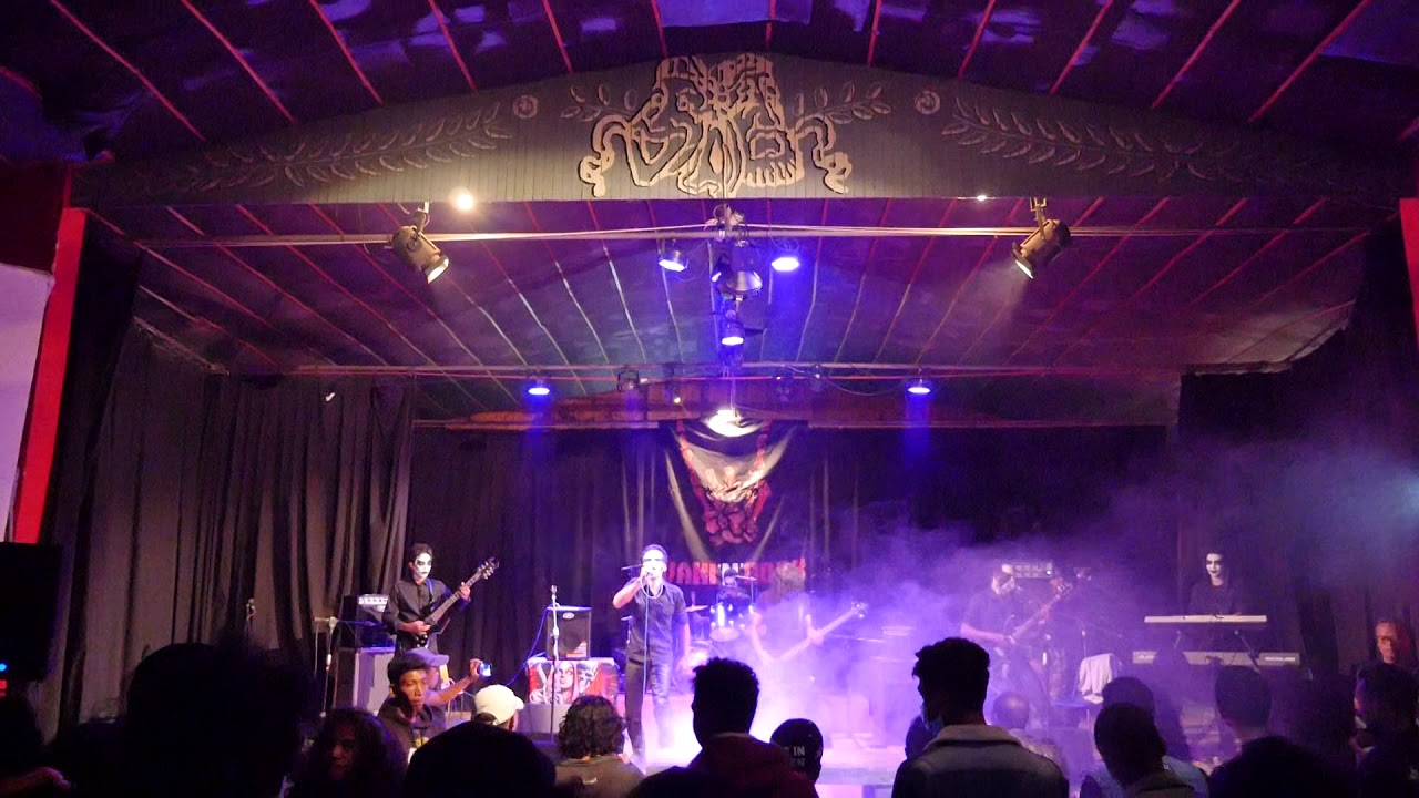 LAMASY - Tendrombohitry ny fahafatesana (Intro) - Any Ho Avy - Hafatra ---  Live VAKINROCK 27Dec2020