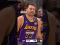 🏀🏀Dodge-s-incredible-three-pointer