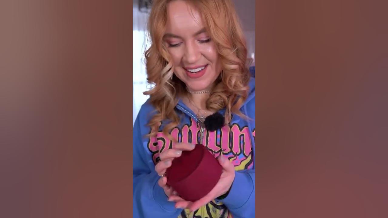 Фанни френдс маша. Анютка малютка ютуб пранки. Фанни френдс маша. 10 пранков над сестрой младшей. Анютка малютка лайкер.