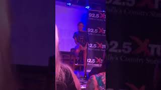 Carly Pearce Hide the Wine 🍷