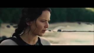 En llamas esena de la cornucopia giratoria