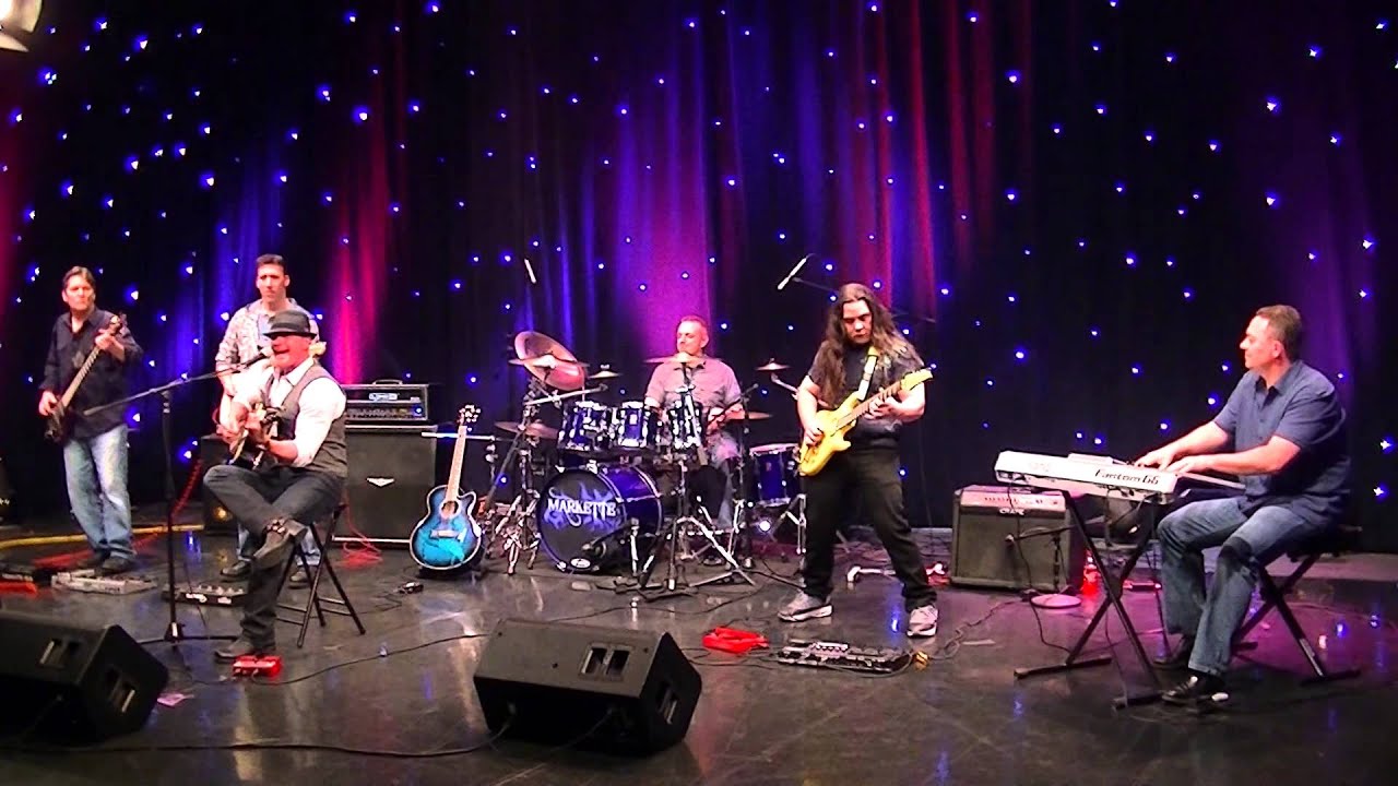 Markette band waiting to go live on WGN - Rain on Thee Part 2