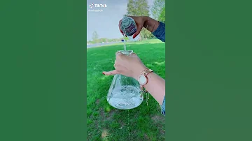 تعا من قلبي بغنيلك اليسا 