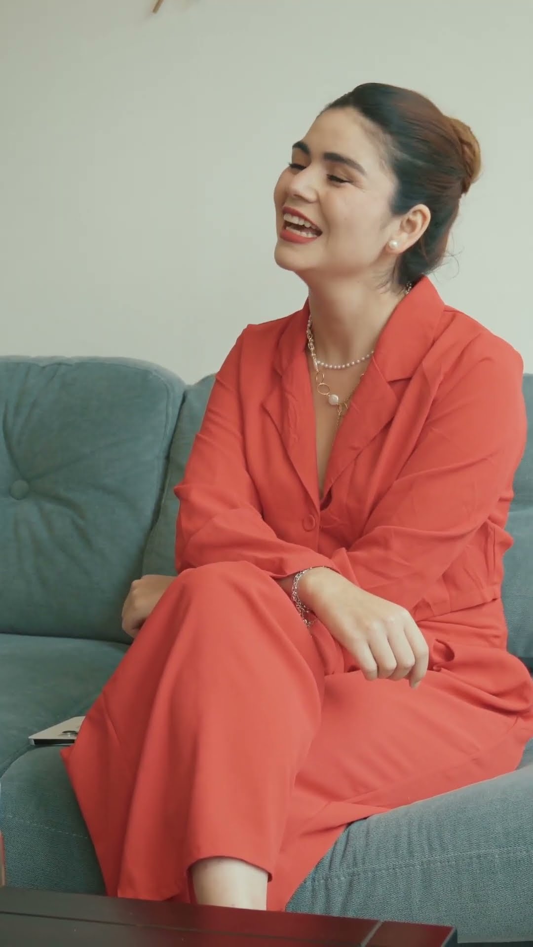 Quemó con aceite hirviendo a su sirvienta por no hacerle caso #luzmaria #drama #historias
