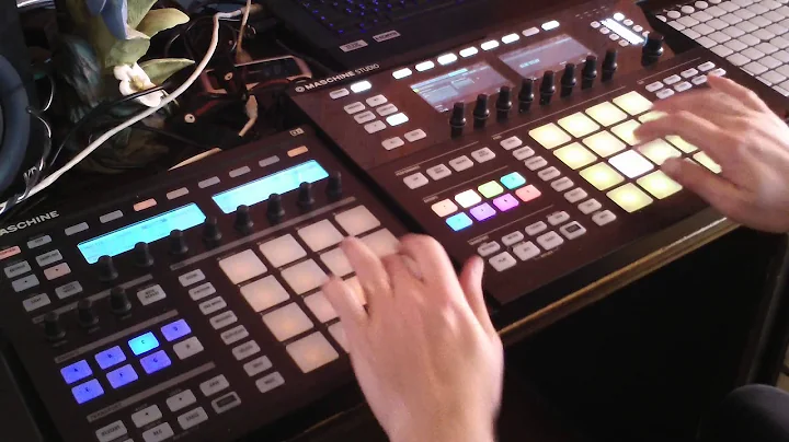 Emiliano Torquati Finger Drumming R&B (with Maschine and Maschine studio)