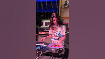 I WON A SCRATCH BATTLE Djmichelle 