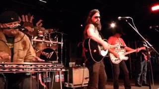 Shooter Jennings - I Ain't Living Long Like This [Waylon Jennings cover] (Houston 01.31.16) HD chords