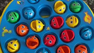 Let's Go Fishin' Game by Pressman - The Original Fast-Action Fishing Game! screenshot 5