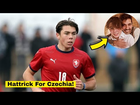 ابن بوفون يسجل هاتريك لمنتخب التشيك