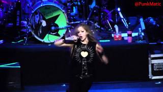 Avril Lavigne - What The Hell - Live São Paulo Brasil 28-07-2011 HD by @PunkMatic