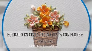 Canasta bordada en cinta