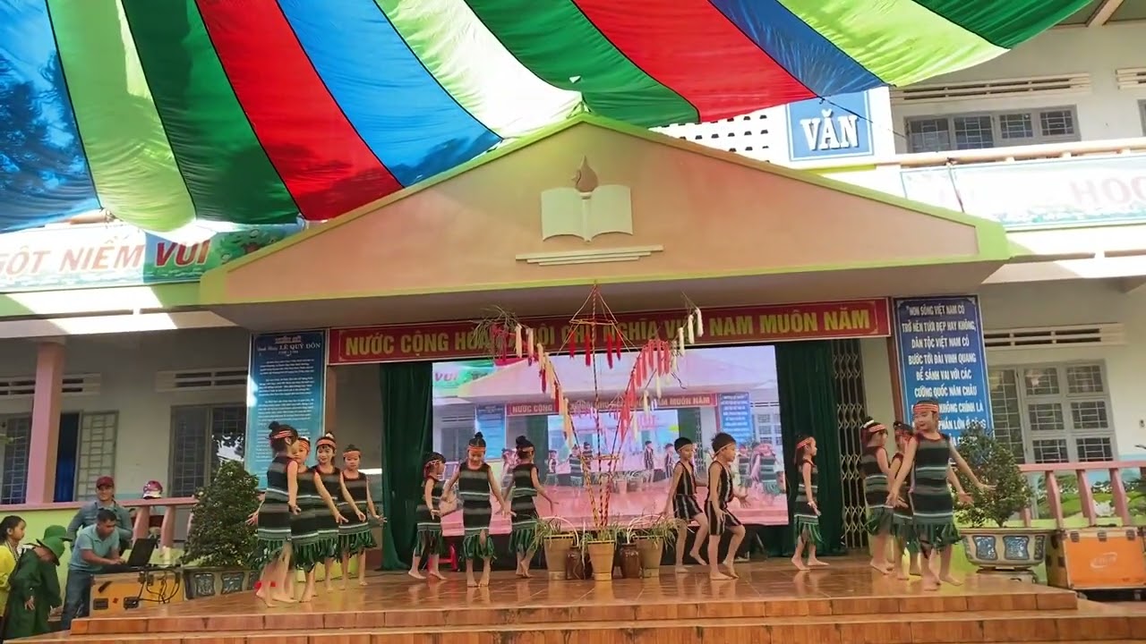 Âm vang núi rừng Tây Nguyên-Trường TH Lê Quý Đôn