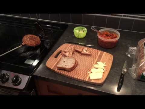 Video: Cara Membuat Sandwic Keju Panas Dan Lada