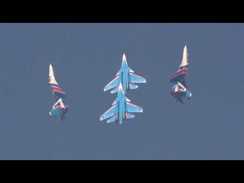 Russian Knights Perform Aerobatics with Sukhoi Su-30SM Fighters at Dubai Airshow – AINtv