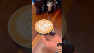 5 Tulips 🌷☕️and a Swan 🦢 ☕️ Coffee Art, “Latte Art” #latteart #coffeee #barista #shorts