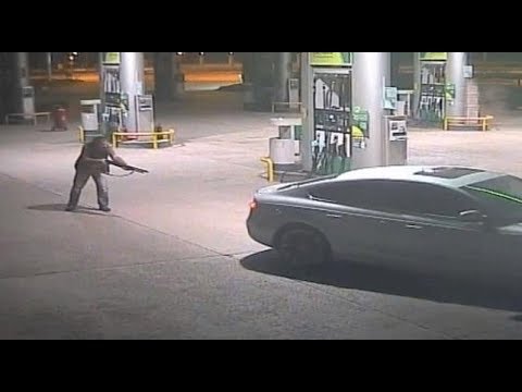 Market sahibi, hırsızlara pompalı tüfek ile kurşun yağdırdı