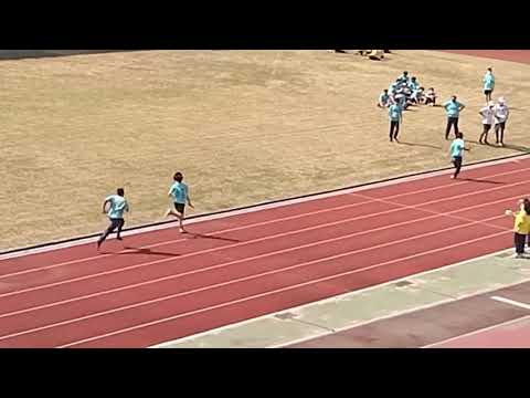 400m接力賽決賽第二