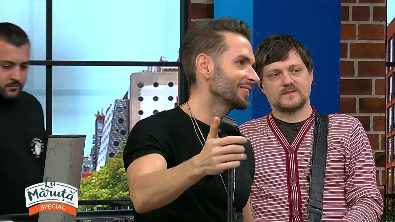 Randi și Roxen, despre o iubire spațială