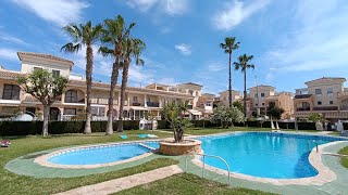 179,950€ Horizonte, Playa Flamenca 3 bed south west facing townhouse with garage, community pool AC