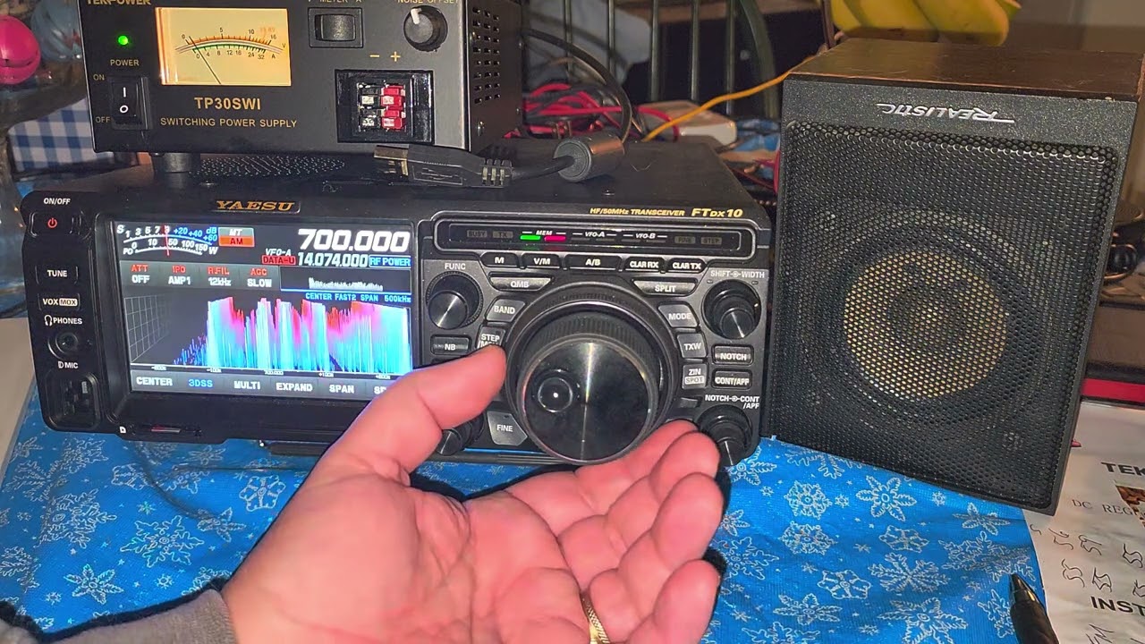 Yaesu FTdx10 Scanning the Mediumwave wave AM radio band 520 to