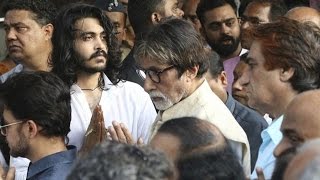 Bollywood Fraternity Attends Vinod Khanna’s Funeral | Amitabh , Rishi