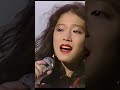 靴が片方脱げてしまってもカッコよく歌い上げてしまう明菜さん❣️『BLONDE』プロ根性ですよね‼️ #中森明菜#昭和アイドル #歌姫